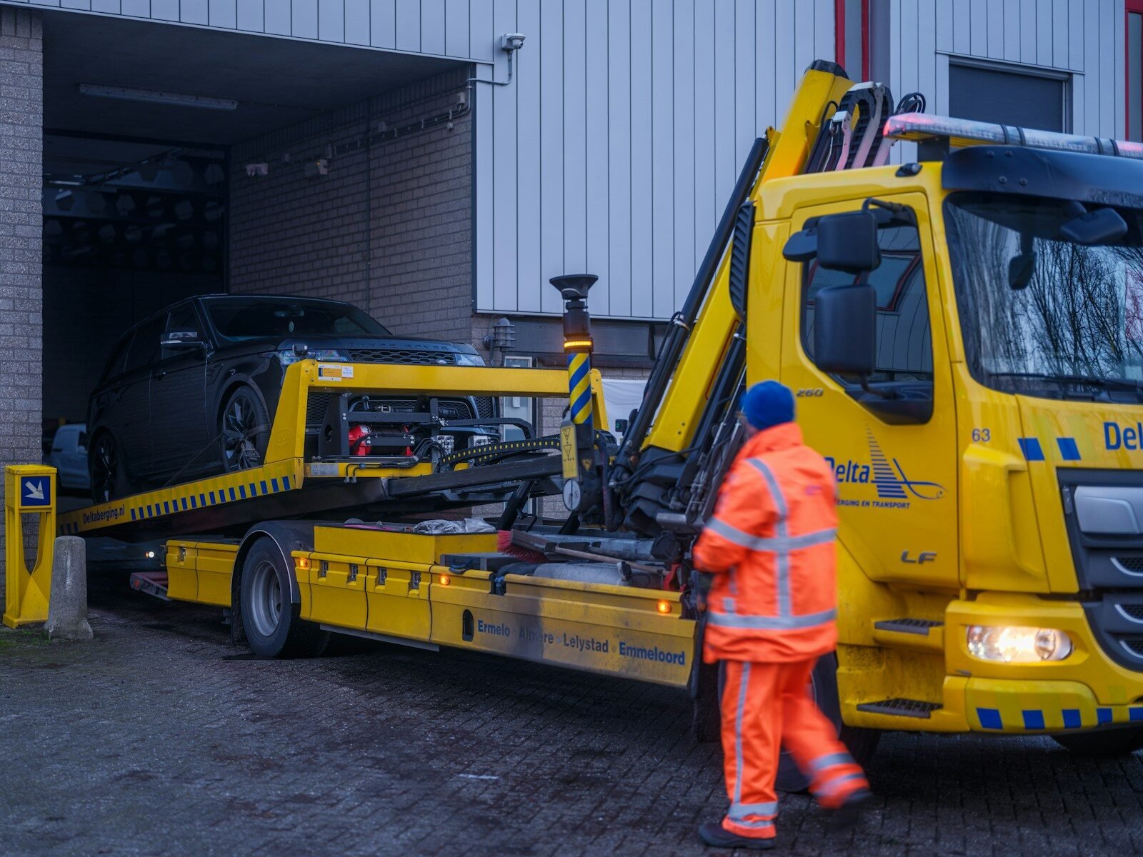 Tow truck driver in Melbourne